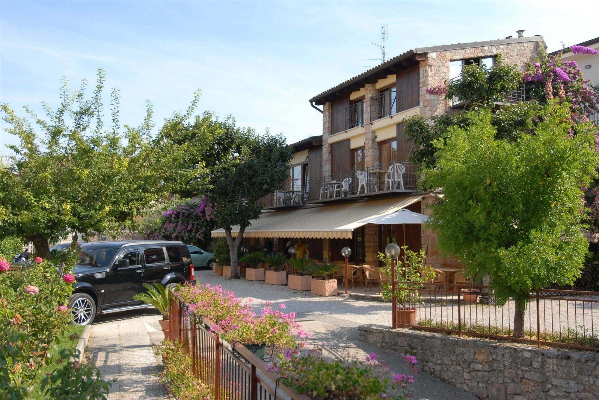 Garni Onda Hotel Тори дел Бенако Екстериор снимка