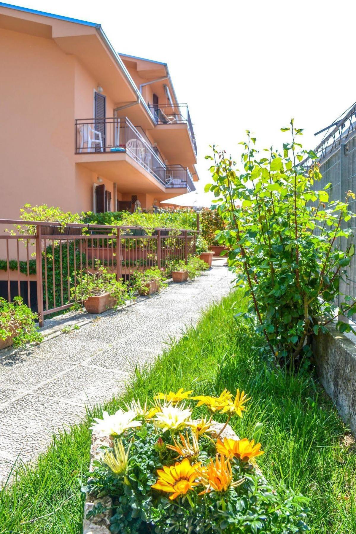 Garni Onda Hotel Тори дел Бенако Екстериор снимка