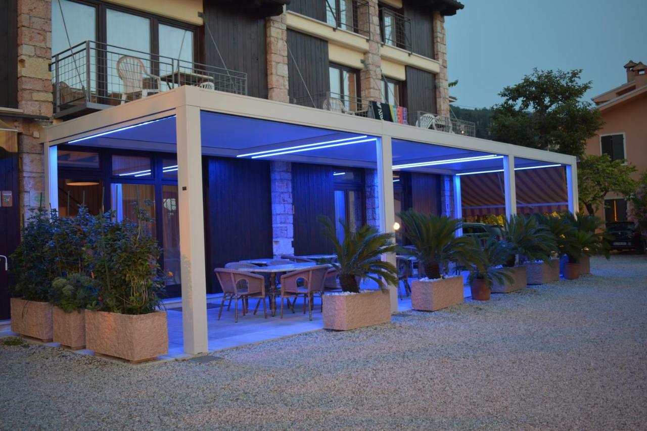 Garni Onda Hotel Тори дел Бенако Екстериор снимка